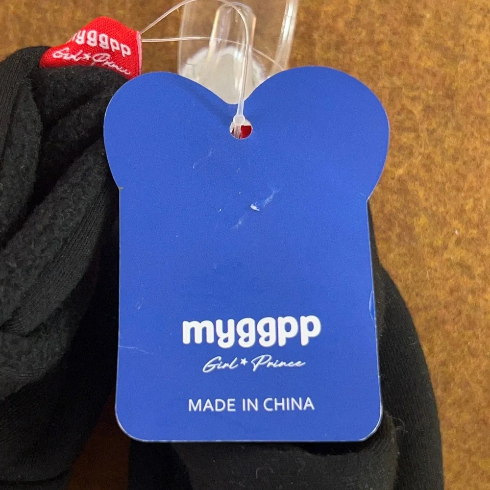 Myggpp Unisex 6-12M Black Fleece Lined Non-Slip Grip Sole Baby Booties NWT